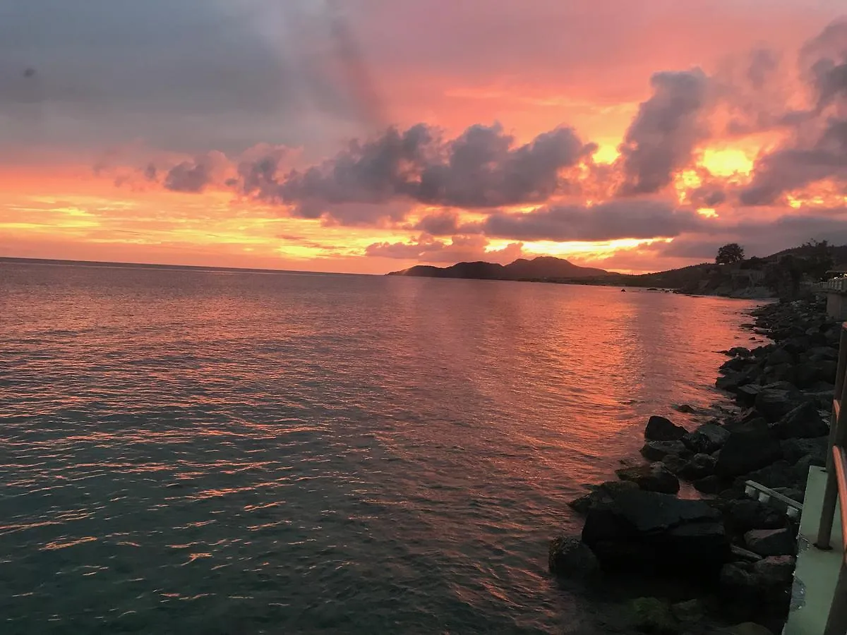 Flamboyan Guest House Vieques